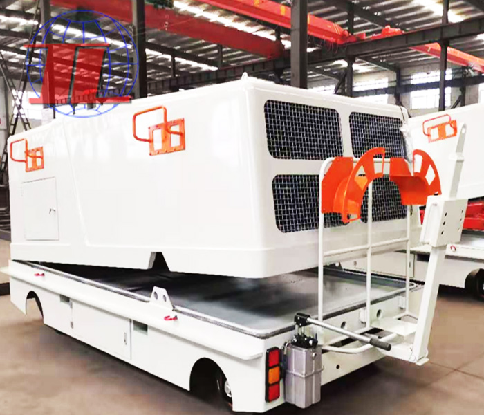 泰安机场用自行多功能车