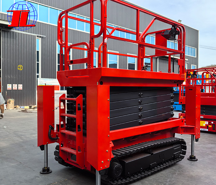 泰安履带自行式升降机